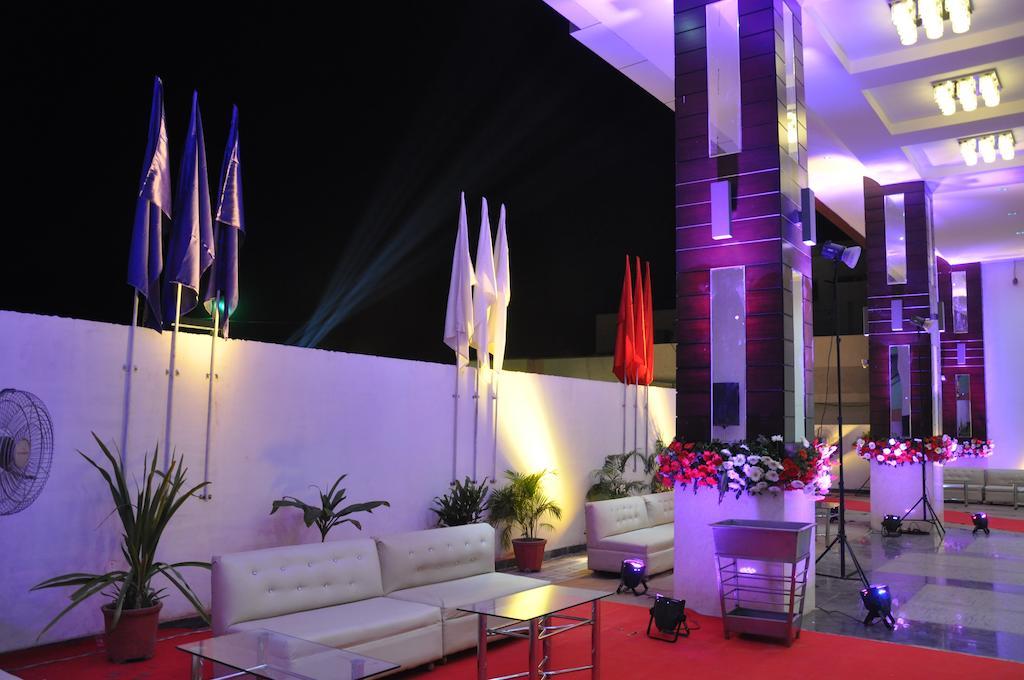 Hotel Prem Plaza Karnāl Εξωτερικό φωτογραφία