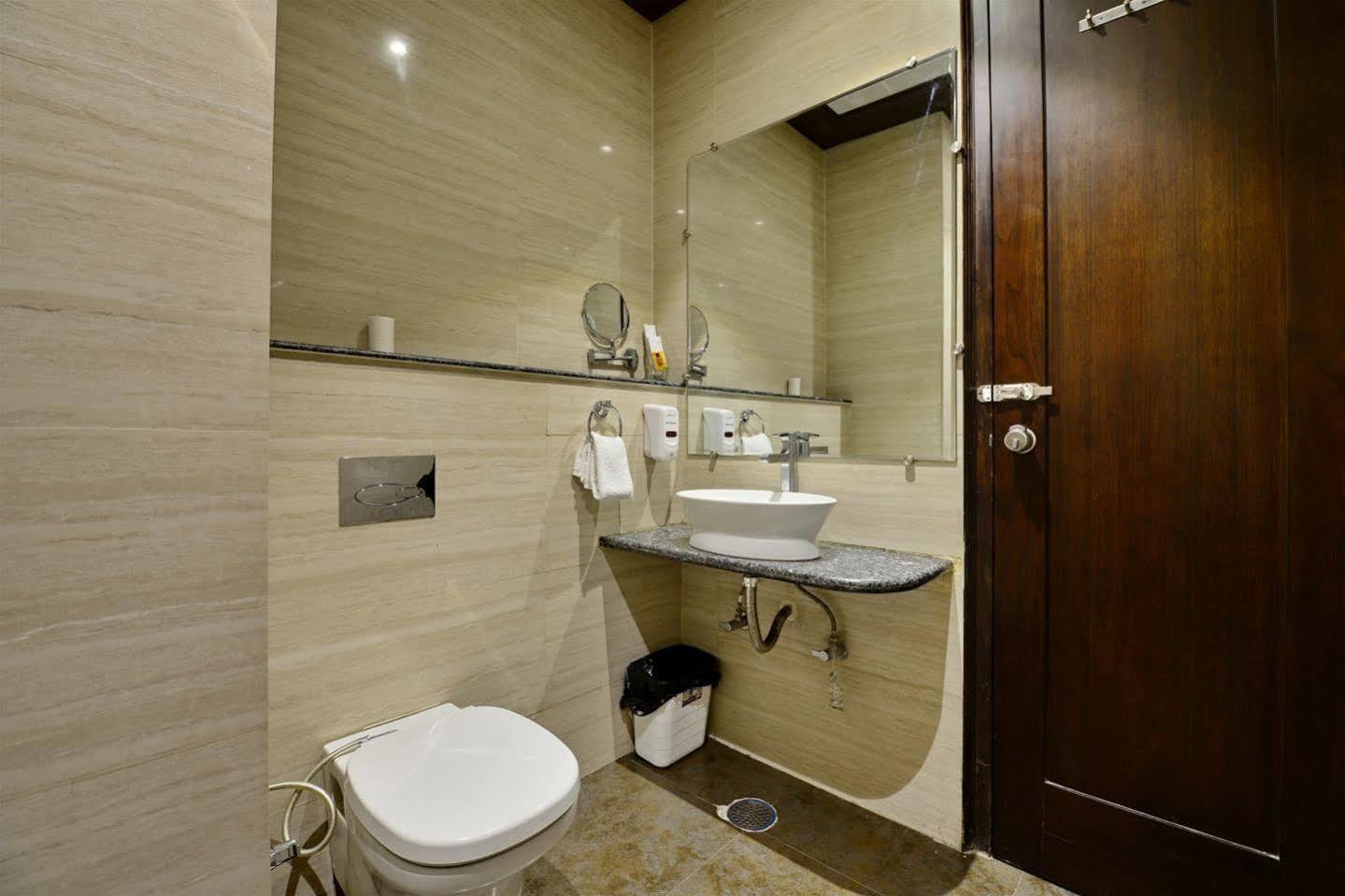 Hotel Prem Plaza Karnāl Εξωτερικό φωτογραφία